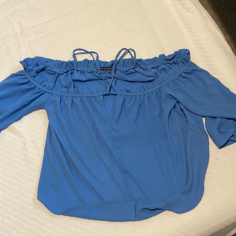 Scoop blue blouse